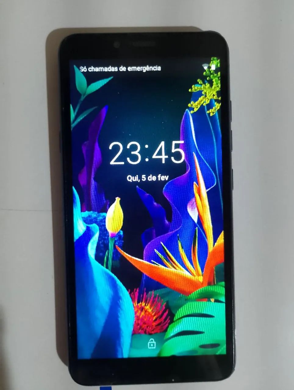 vendo celular LG k8+