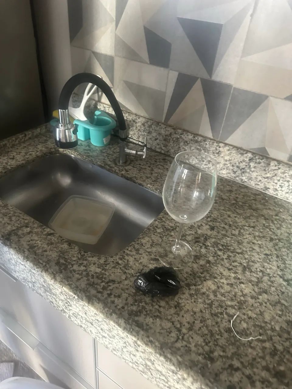 Vendo apartamento 2 quartos 1 suite mobiliado pronto para morar  - Foto 2