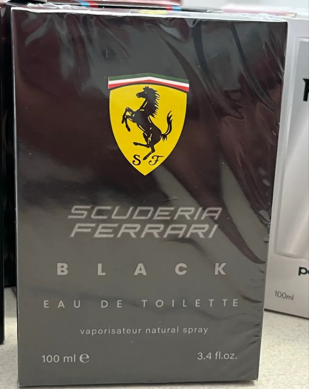 Perfumes feminino e mas masculino