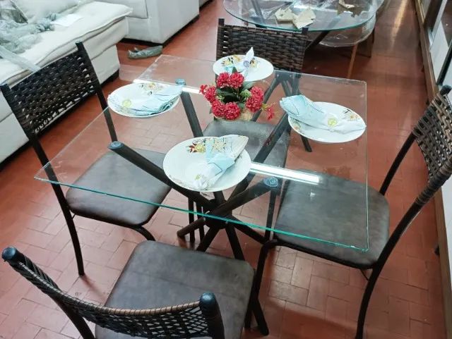 Conjunto Mesa Atlanta c/ 04 Cadeiras. - Foto 2