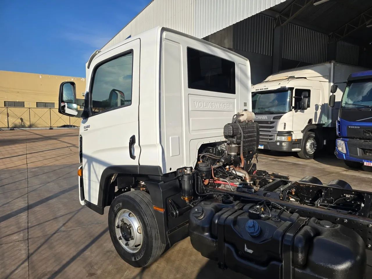 Volkswagen VW 11180 Ano 2022 caminhão 3/4 ALEMÃO CAMINHÕES ITAPETININGA  - Foto 2