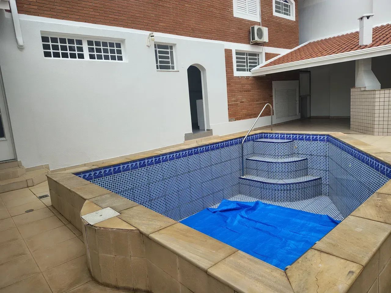 Casa Grande na Av Brasil
