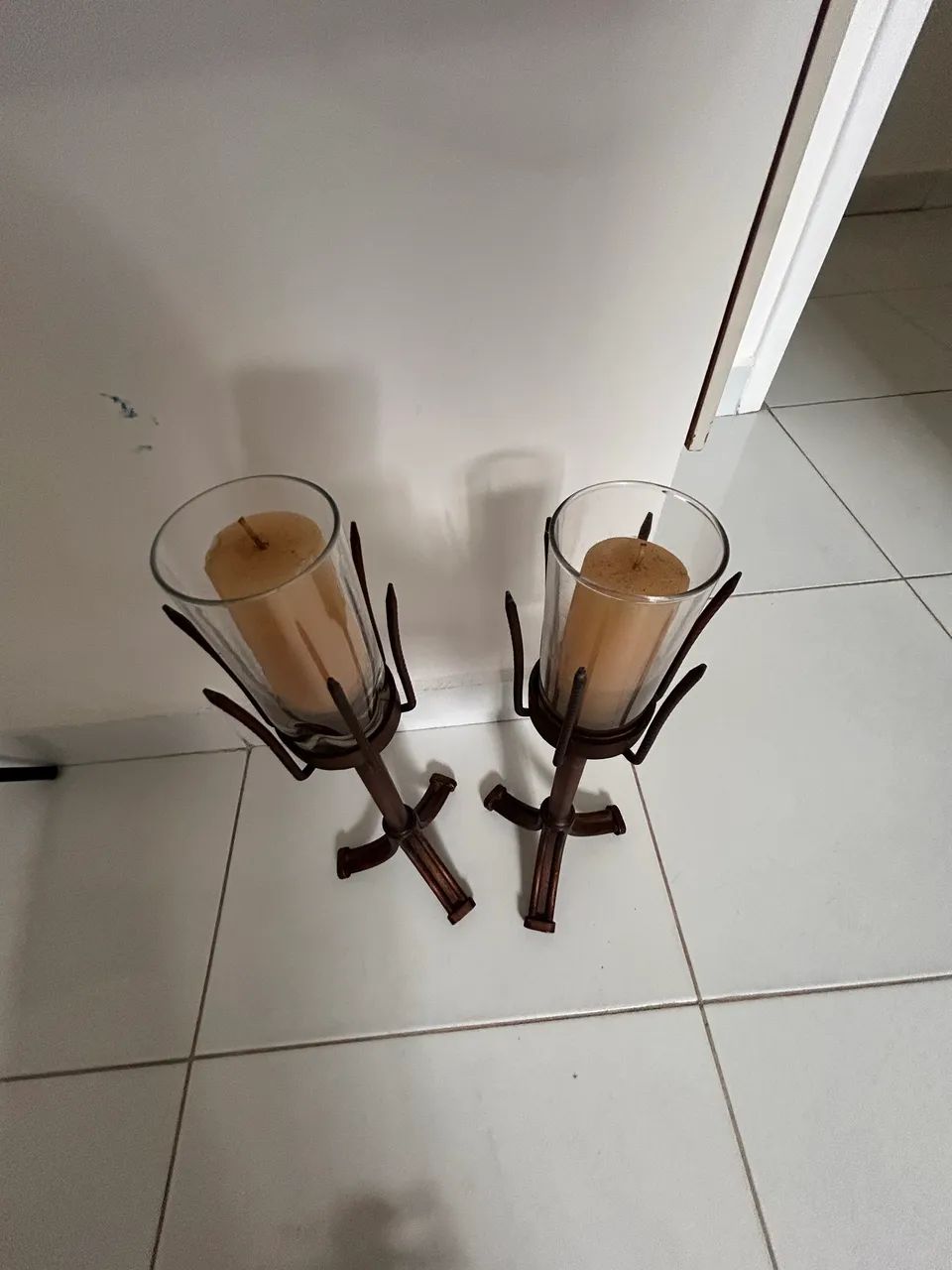 Castiçais em ferro - Foto 4