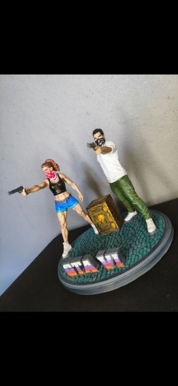 Escultura GTA 6 - Foto 4