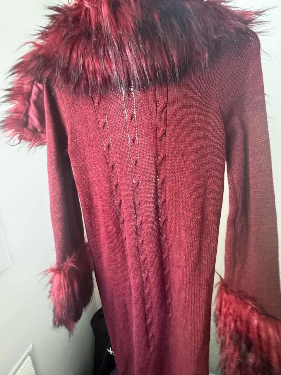 Blusa longa truco e plumas  - Foto 2