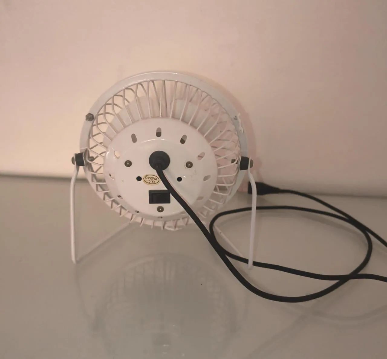 Mini Ventilador de Ferro - Foto 2