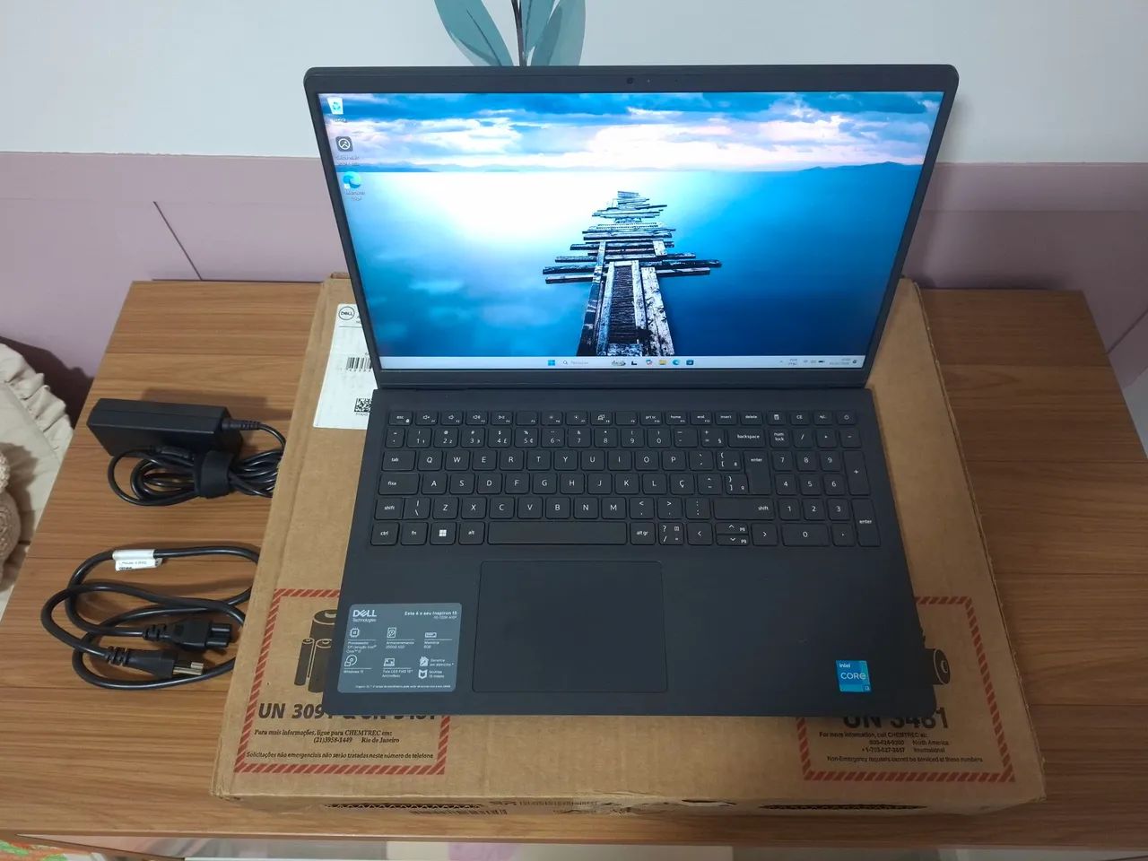 Dell Inspiron 15, I3-1215U 8GB 256GB SSD - Notebooks - Caji, Lauro