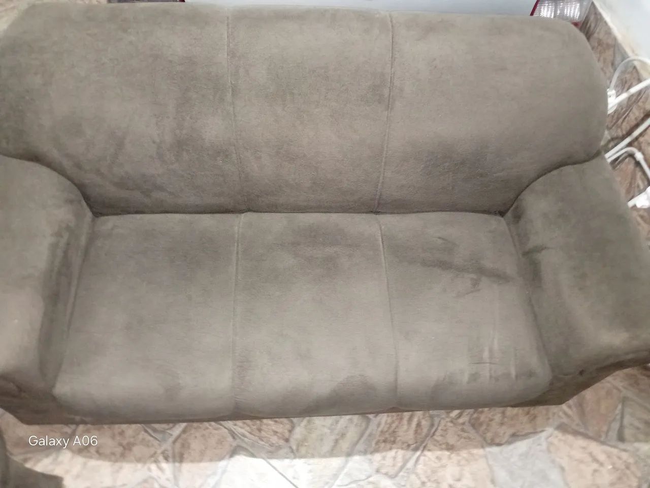 Sofá de 2 e 3 lugares 