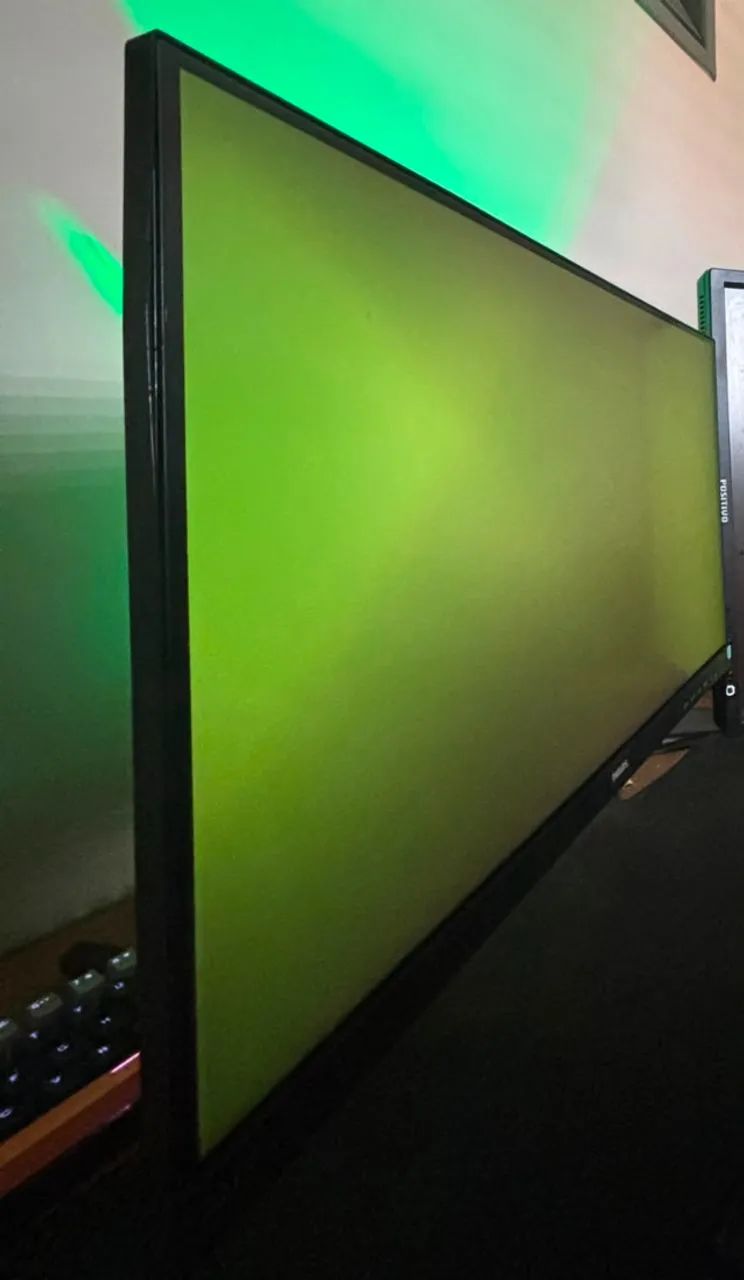 Monitor Philips 21,5? Full HD 221V8 - Foto 4