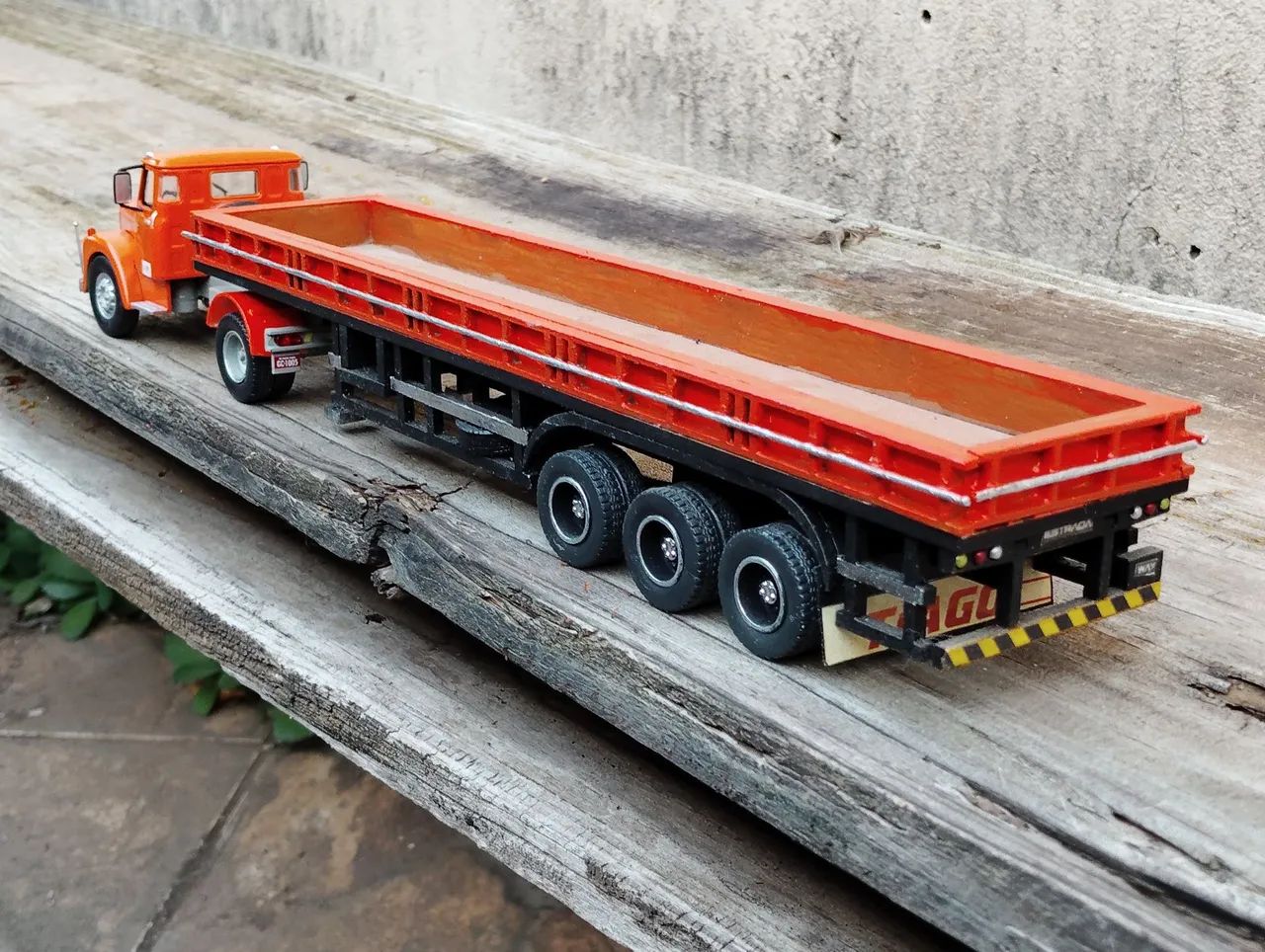 Replica caminhão Scania escala 1, 43  - Foto 3