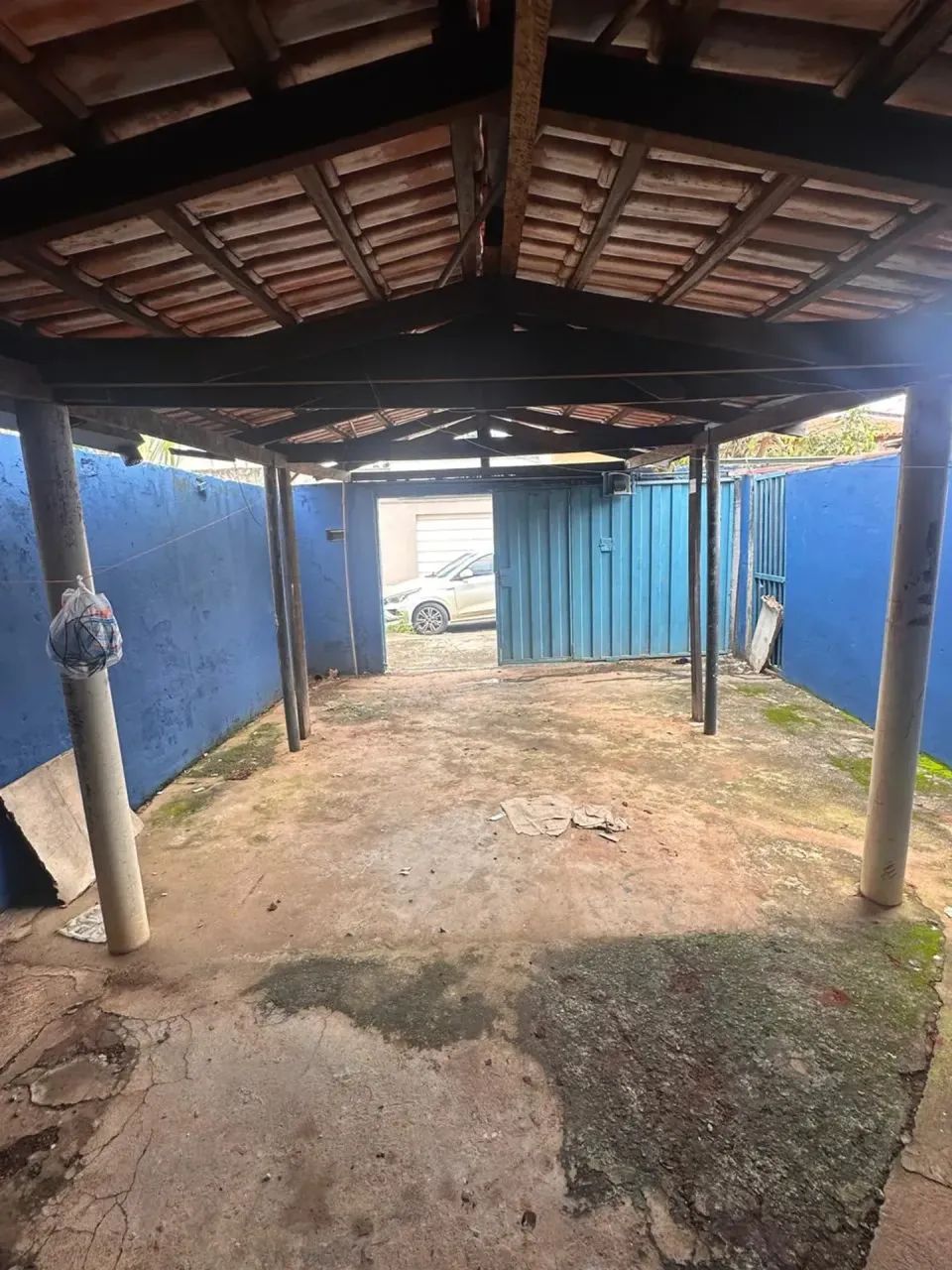 ALUGA-SE BARRACÃO RESIDÊNCIAL - Foto 2