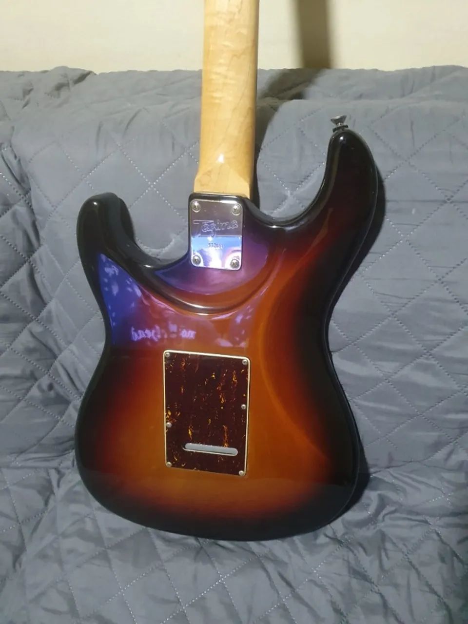 GUITARRA TAGIMA T737 CUSTOM STRATOCASTER - Foto 2