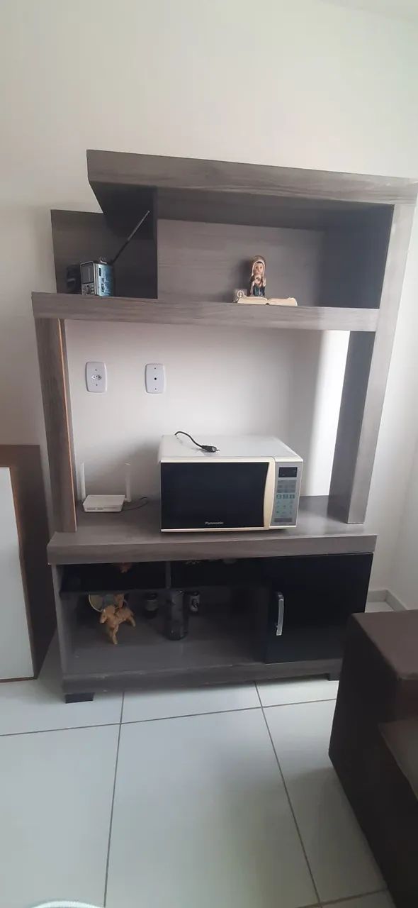 Vendo estante seminova. 