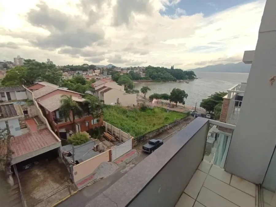 Cobertura em Bom Abrigo - Florianópolis