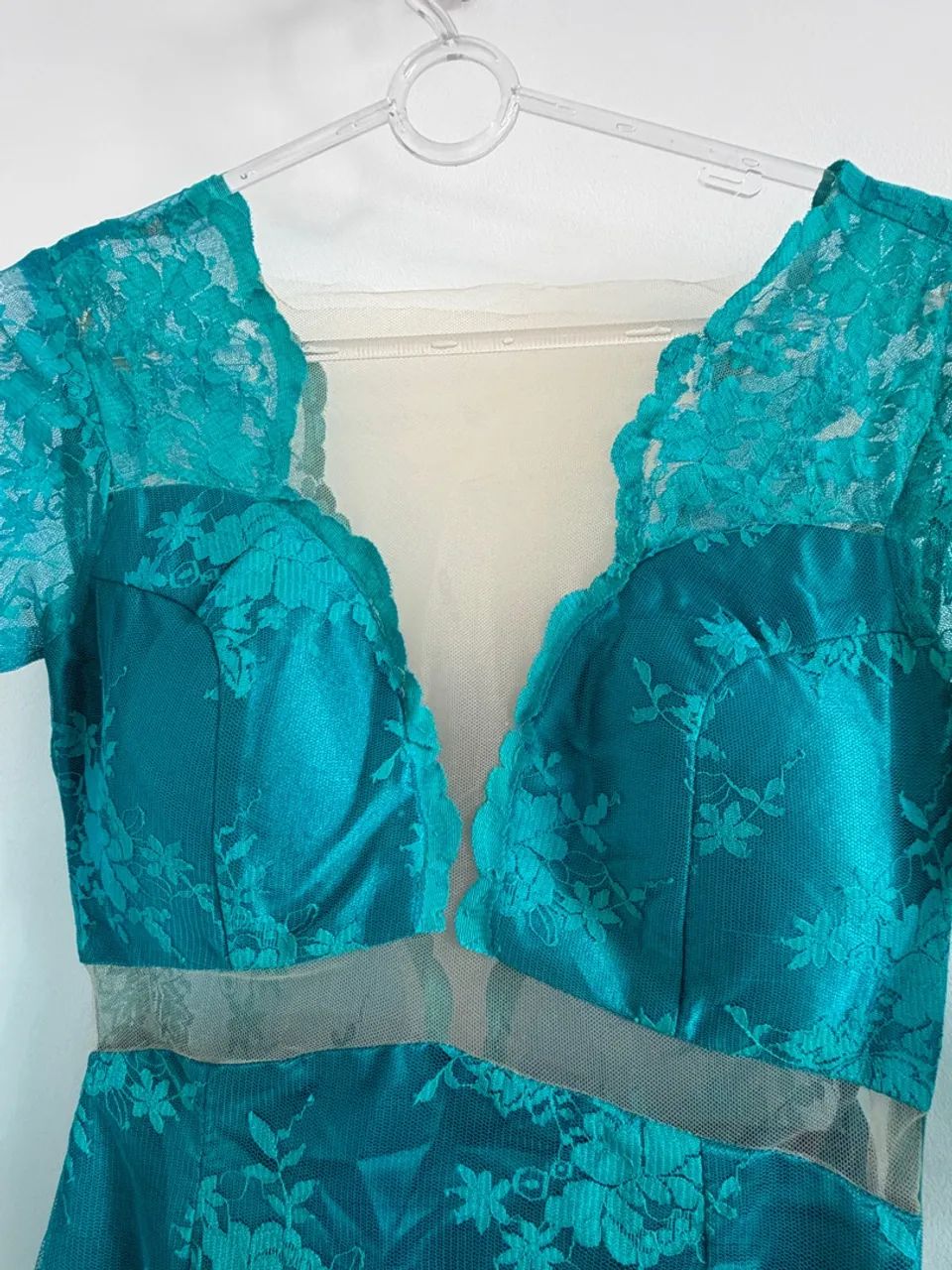 Vestido curto de renda com tule verde  - Foto 2