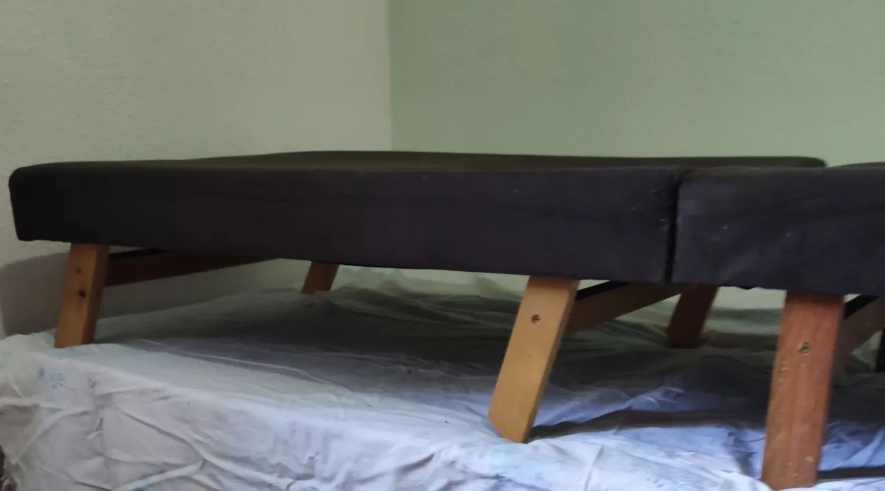 Cama Portátil e Dobrável - Semi nova - 170 x 60 cm - Foto 5