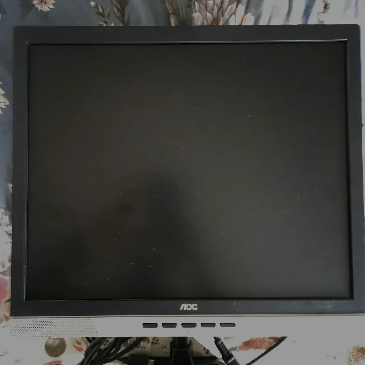 Monitor AOC 17 LCD VGA - Foto 4
