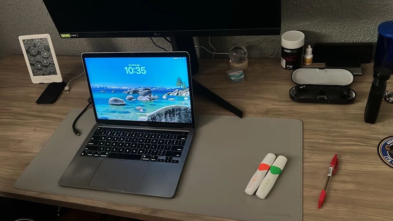 MacBook Pro M2 - Foto 2
