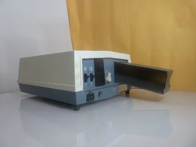 Projetor slides Cabin Perfecta N24 - Foto 2