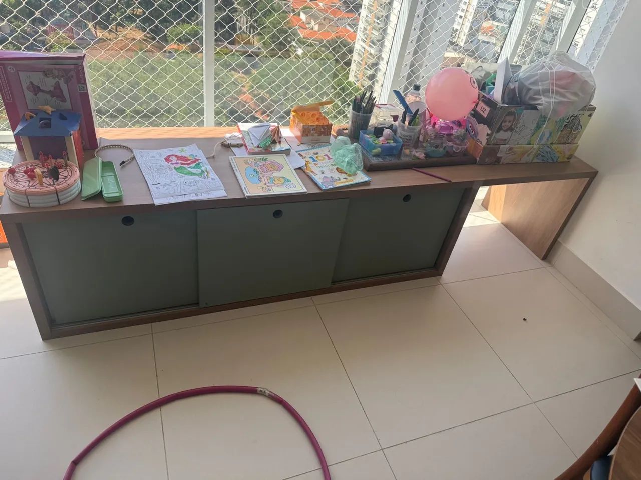 Armário baú + decoração de parede em mdf - Foto 4
