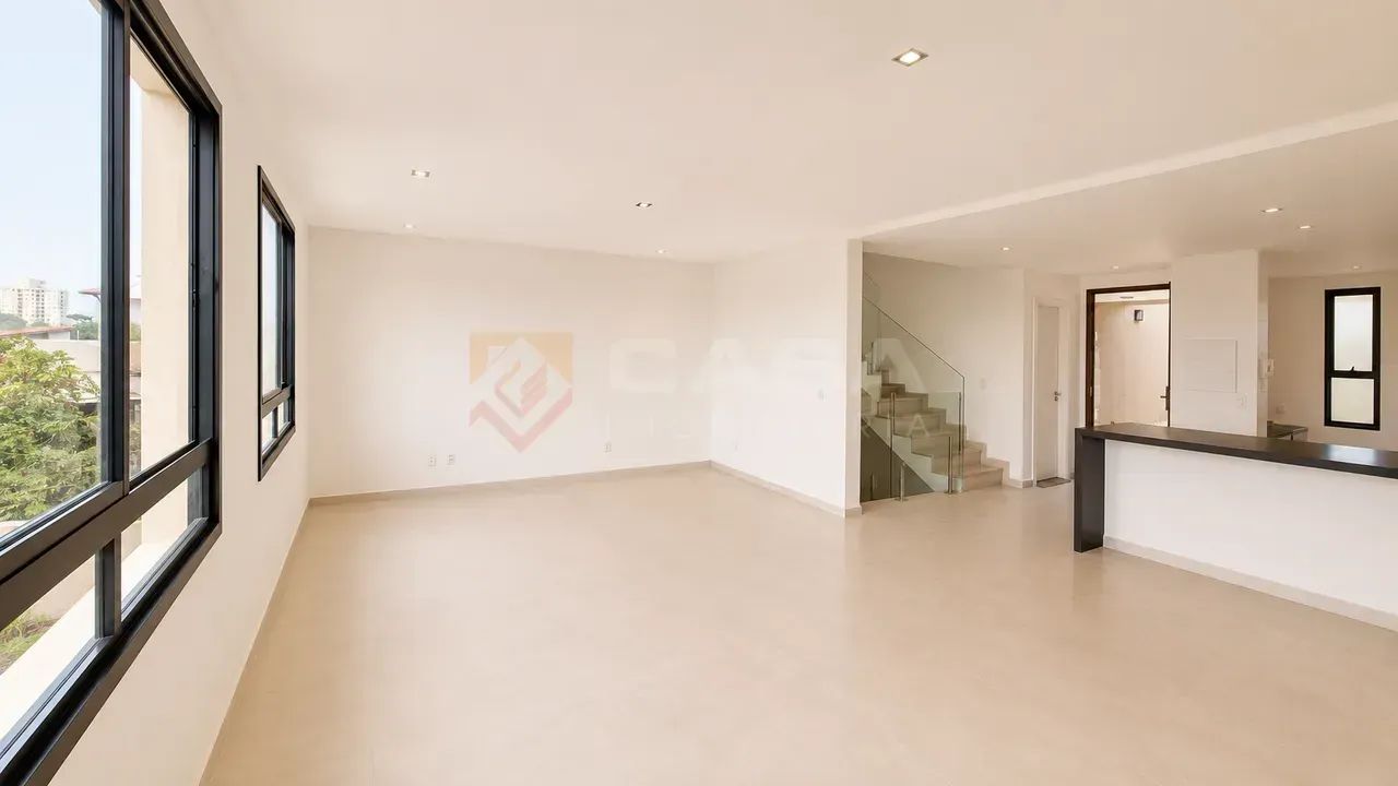 Casa TRIPLEX 4 QUARTOS c/ 3 SUÍTES em Morada de Laranjkeiras - Foto 3