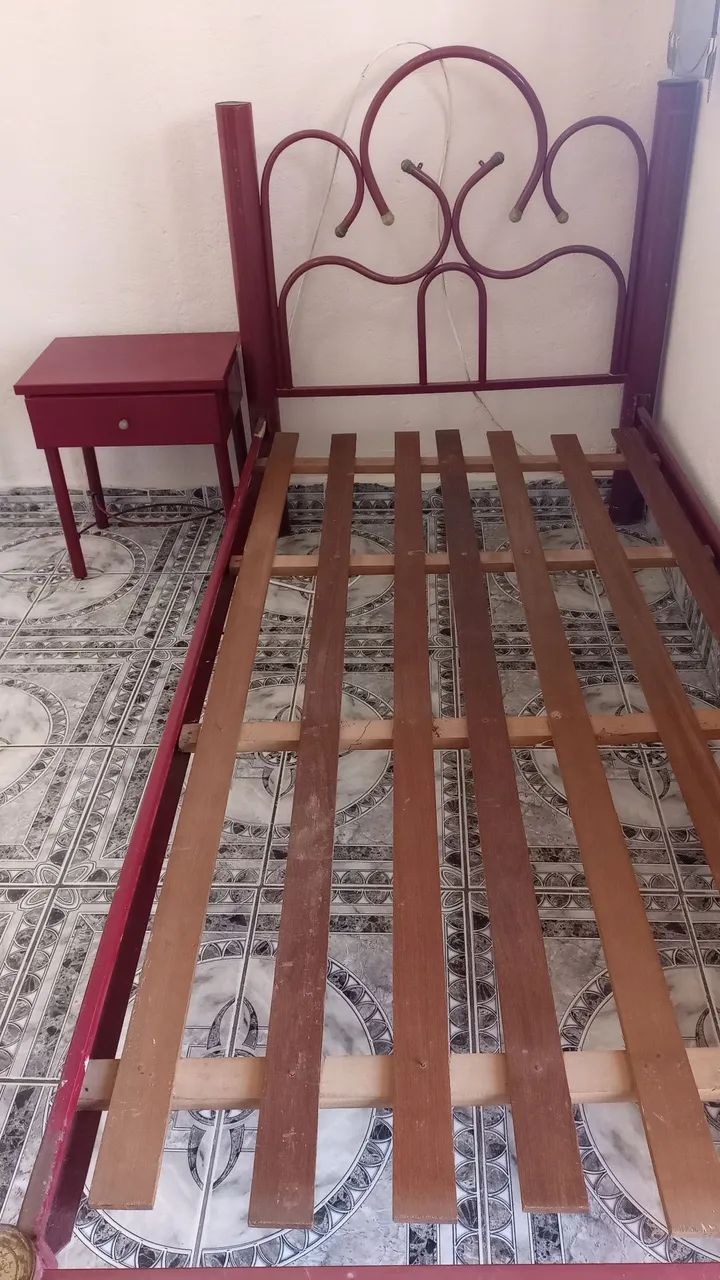 Cama de solteiro de tubo vinho - Foto 4