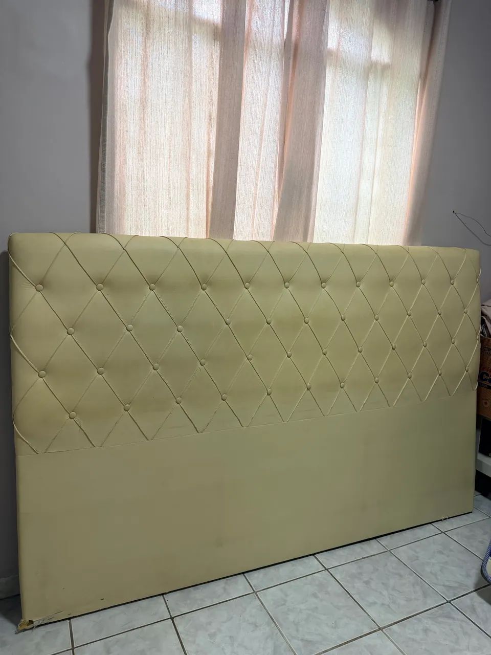 Cabeceira super king estofada 400,00