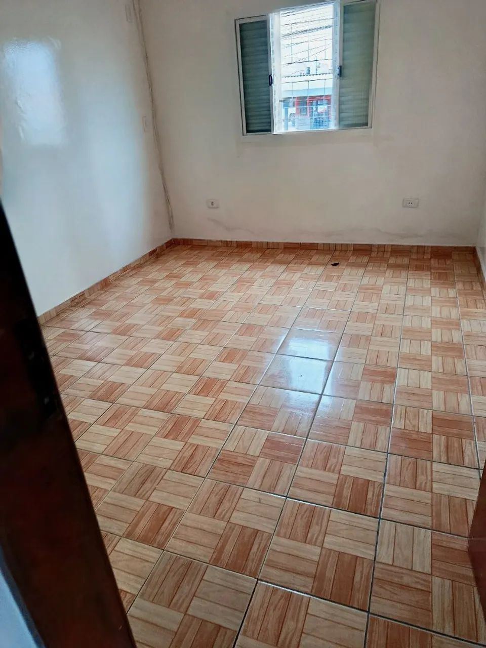 Alugo uma casa na Av Guinter Hans em frente terminal esquina do pratico Aero rancho  - Foto 8