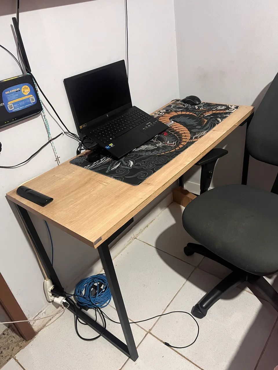 Cadeira e Mesa Escritório
