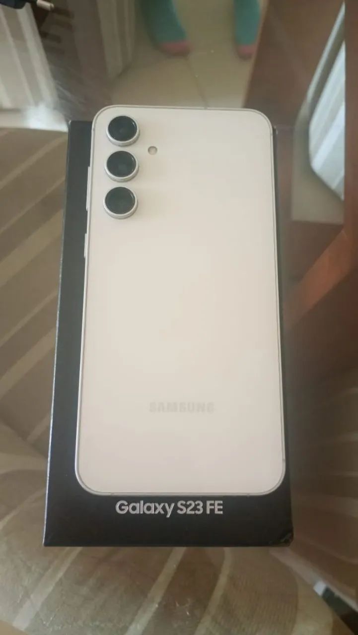 Samsung S23 FE  - Foto 3
