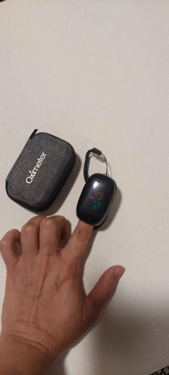 Oximetro com Lindo  Estojo Case  - Foto 2