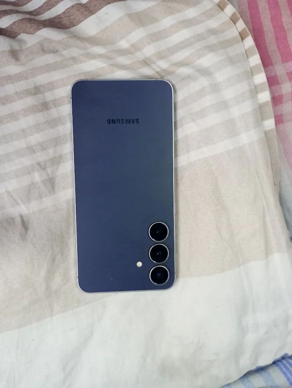 Vendo celular samsung s25 Fe - Foto 3