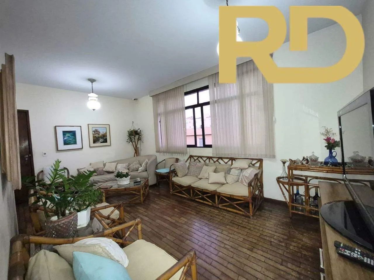 Apartamento 4 quartos com 2 vagas paralelas - Foto 4