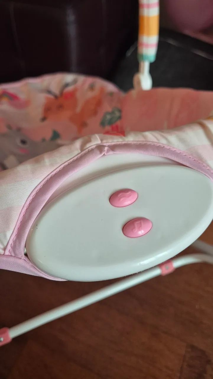 Duas cadeirinhas de bebê repousadeira  - Foto 3