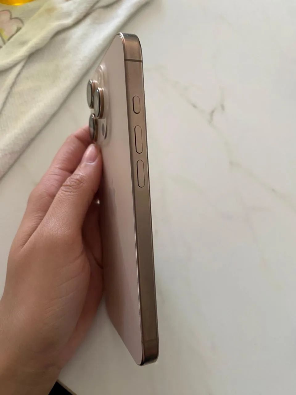 VENDO IPHONE 16 pro 256gb - Foto 2