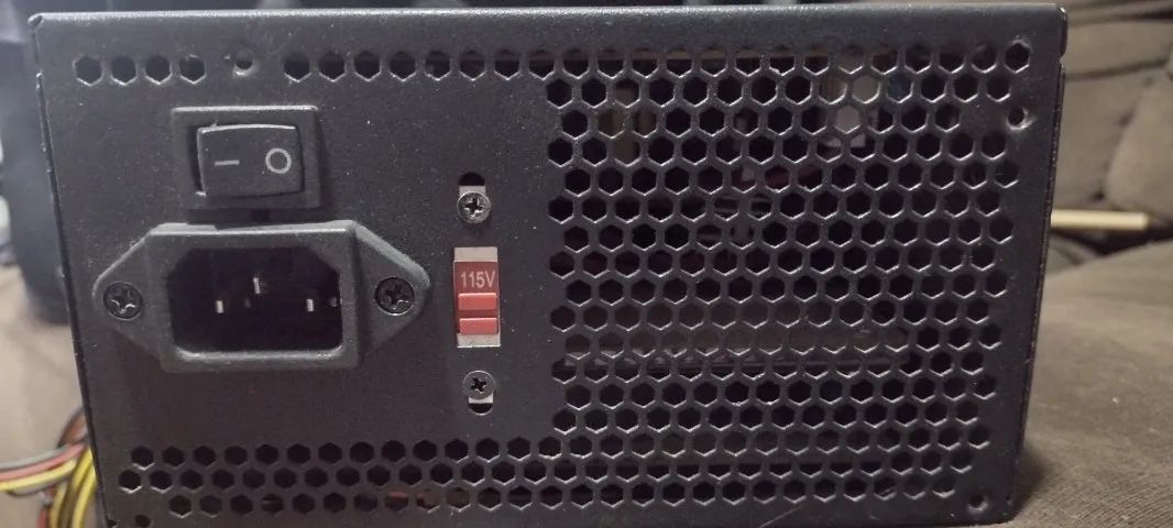 Fonte Tronos pc 750w - Foto 3