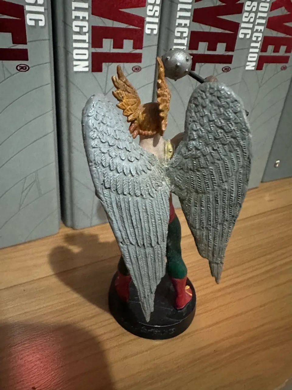 GAVIÃO NEGRO MINIATURA DC EAGLEMOSS - Foto 2