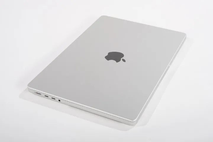 Macbook Pro M3 14 Silver 8gb De Ram 512gb Ssd - Foto 3