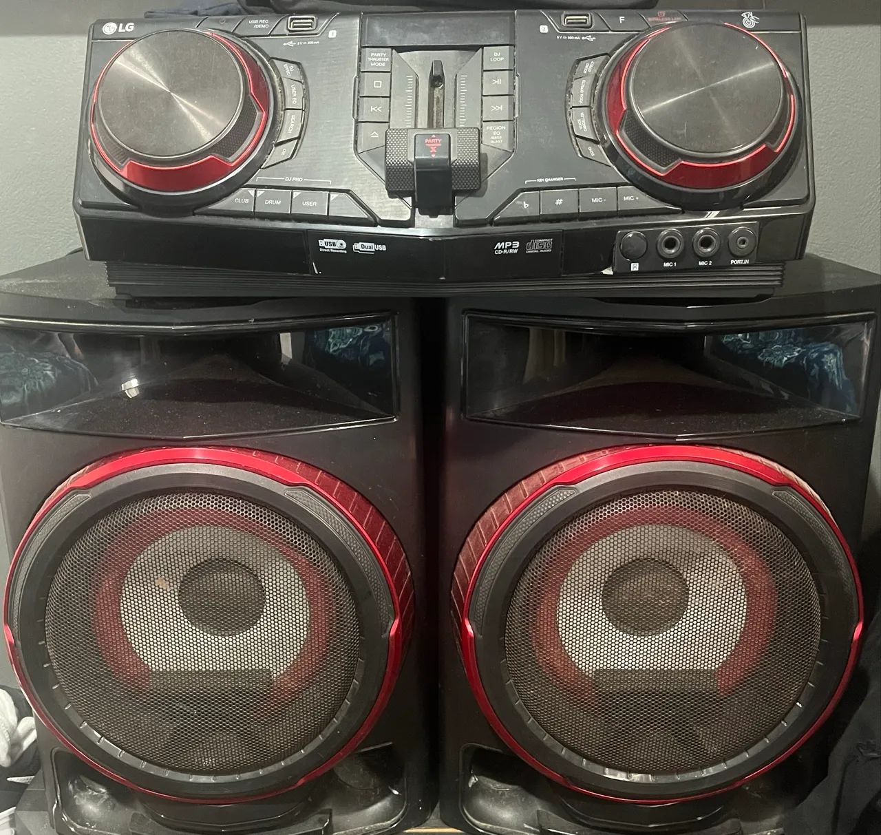 Vendo som Xboom de 1800w rms