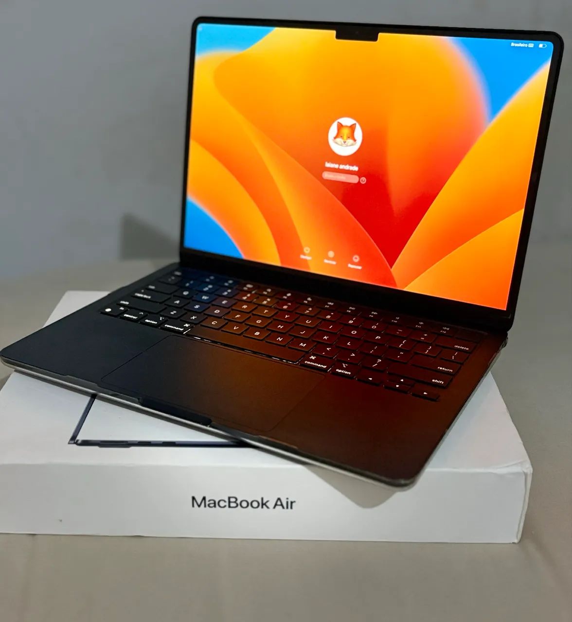 MACBOOK M2