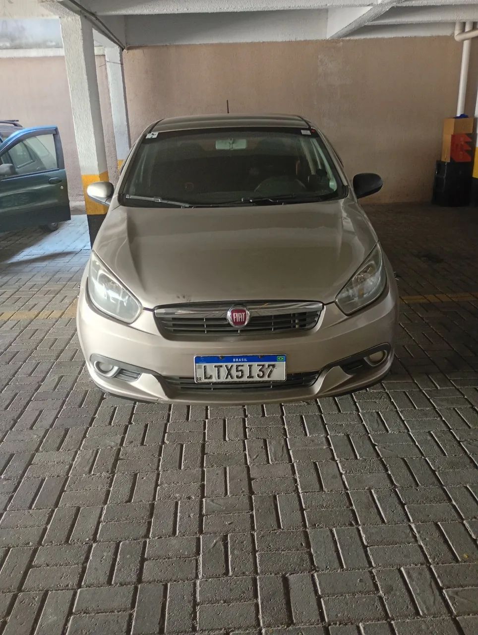 Fiat Grand Siena Grand Siena TETRAFUEL 1.4 Evo F. Flex 8V 2015