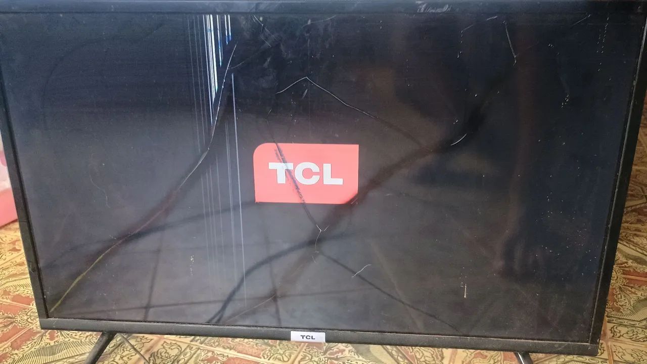 TV QUEBRADA PARA REMOÇÃO DE PEÇAS - Foto 4