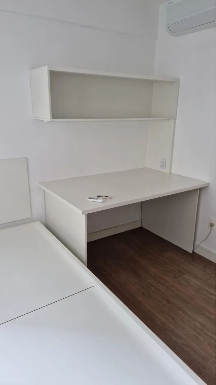 Mesa com Nicho e luzes embutidas 