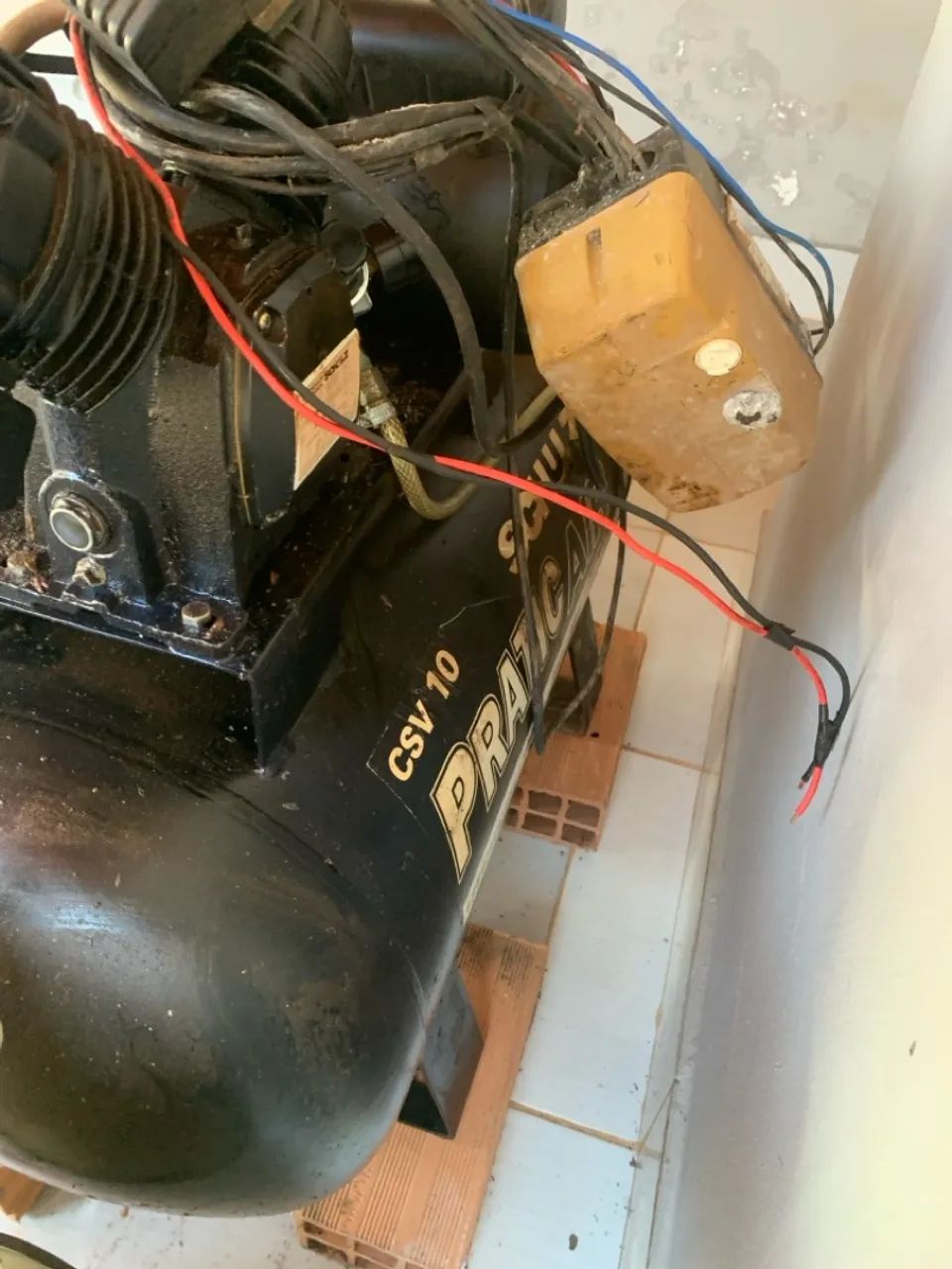 Compressor de ar odontológico 