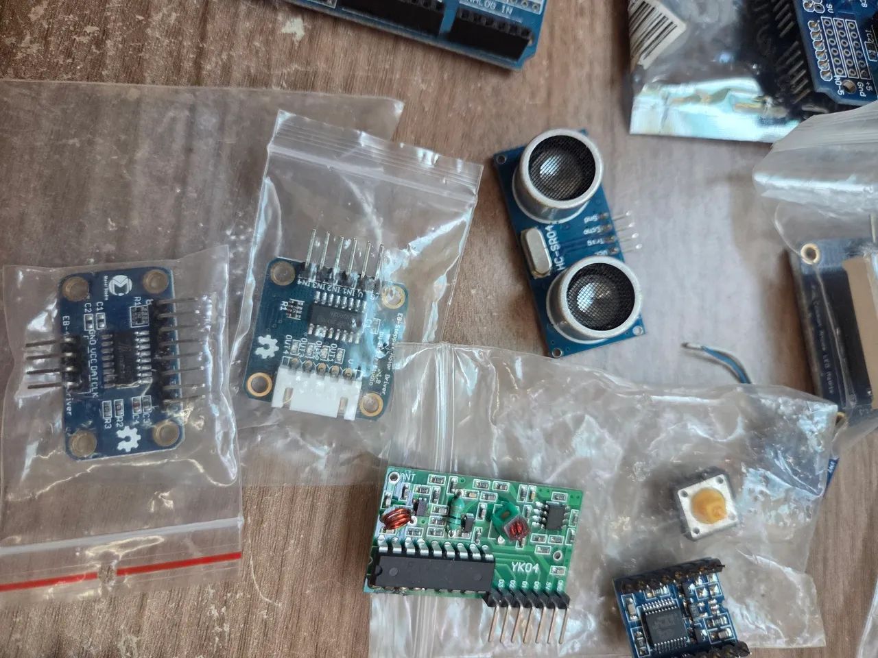 Lote Fechado de Componentes Eletrônicos, Arduino e Robótica - Foto 2