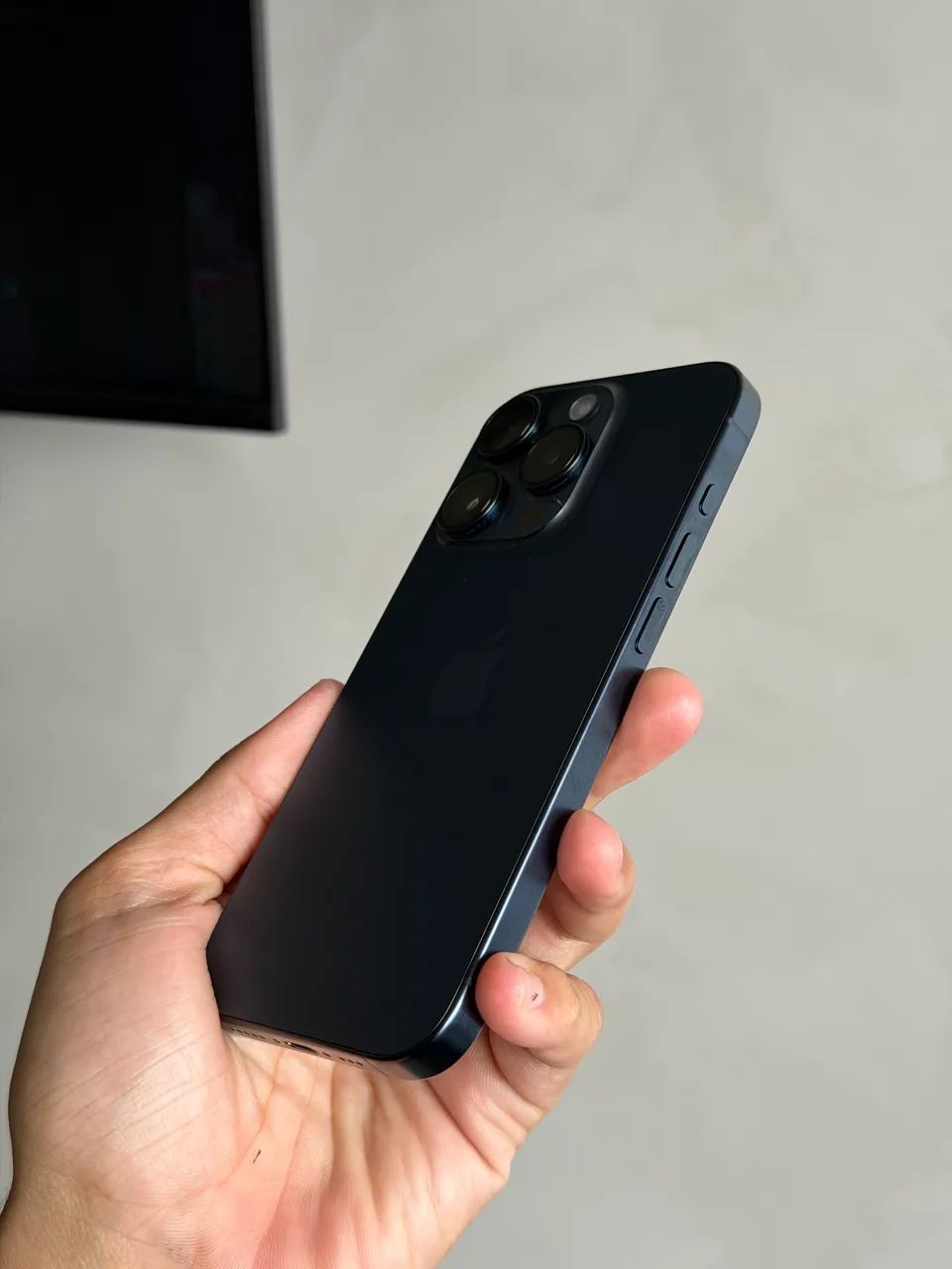 iPhone 15 Pro 256gb Azul Excelente  - Foto 3