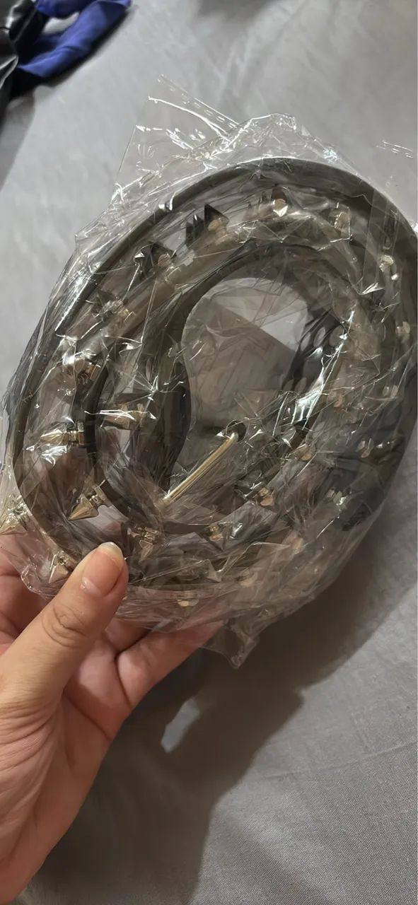 Cinto punk com spikes - Foto 2