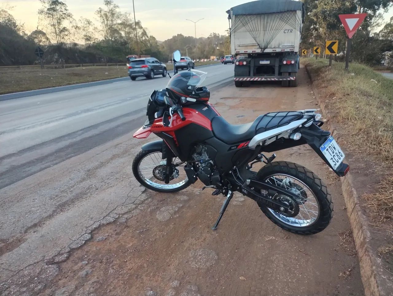 Lander XTZ 250  - Foto 2