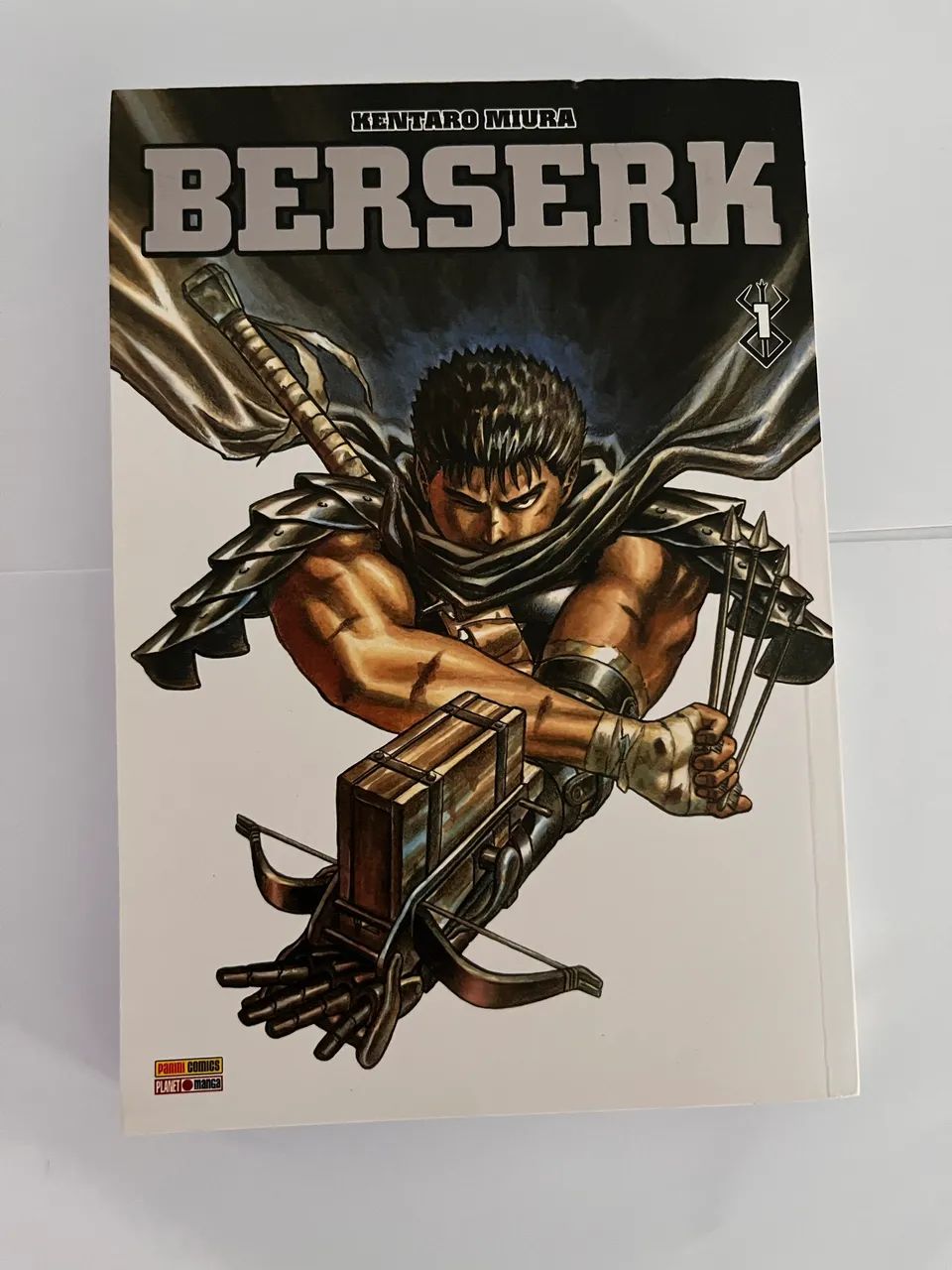 Mangá Berserk Volume 1