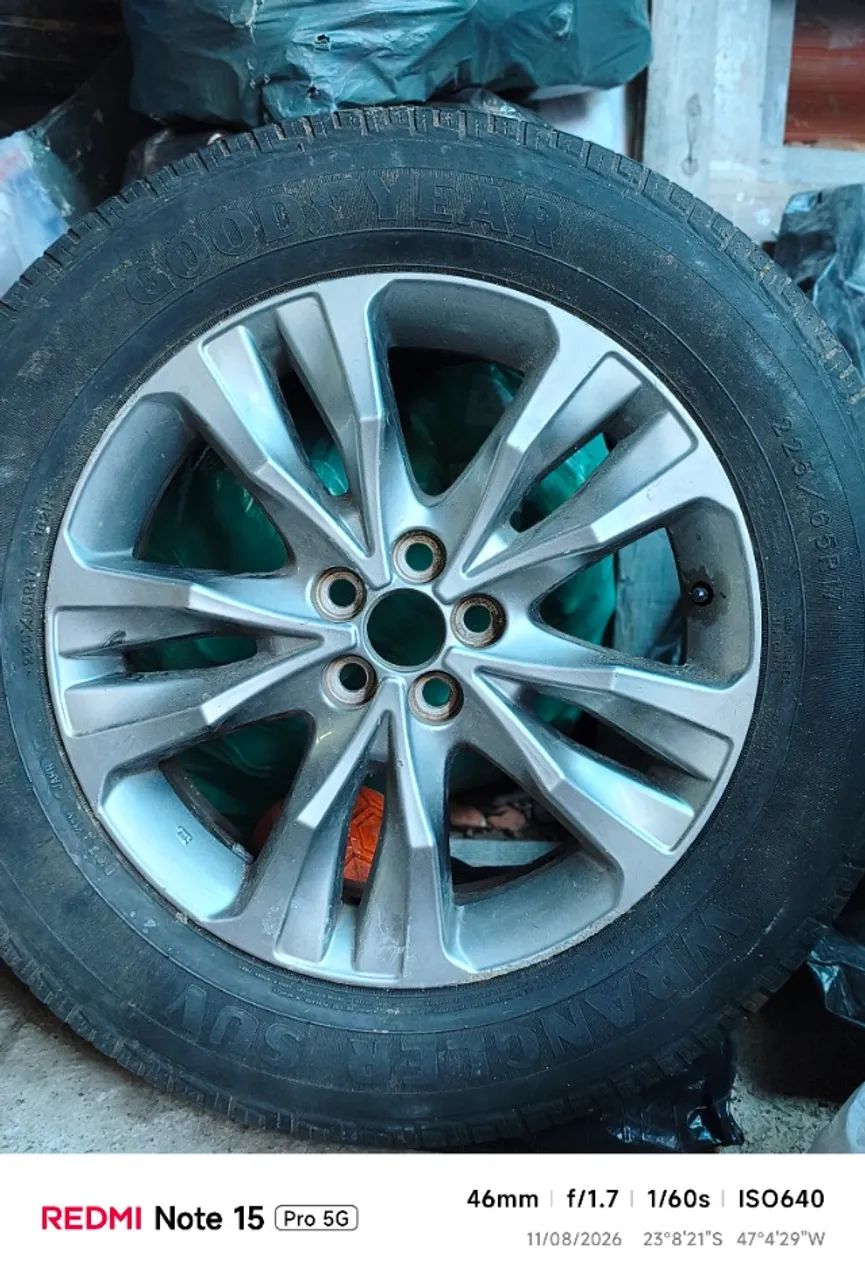 Roda aro 17  255/65 - Foto 2
